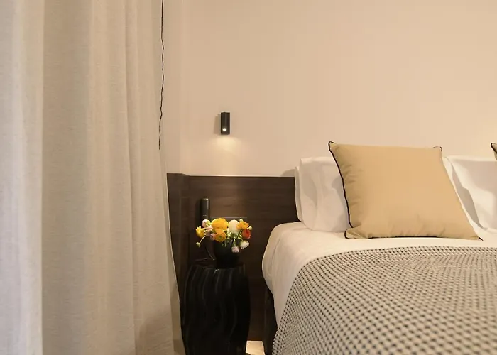 Cityzoe Athens Suites